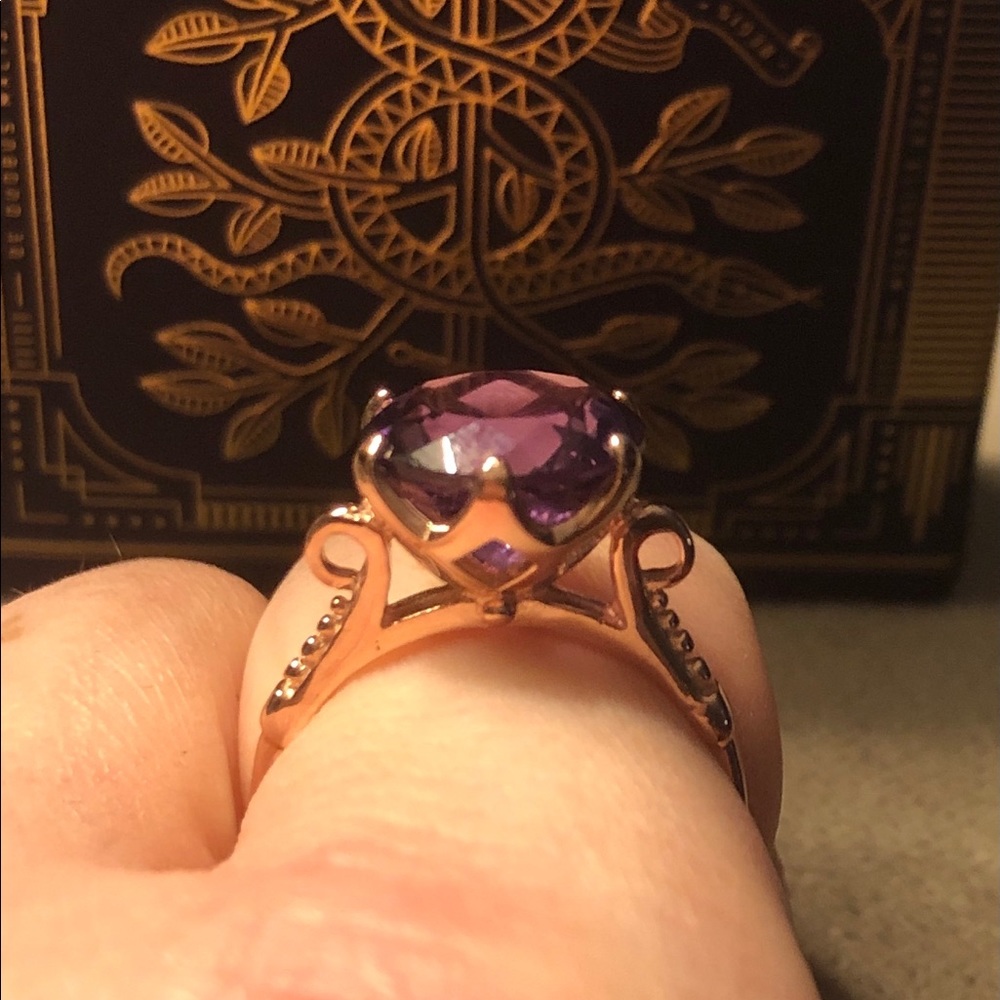 5 carat Amethyst solitaire unique setting
